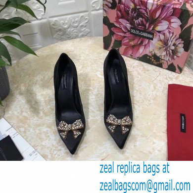 Dolce  &  Gabbana Heel 10.5cm Satin Pumps Black with Crystal Bow 2021